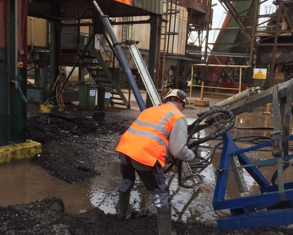 industrial hopper cleaning