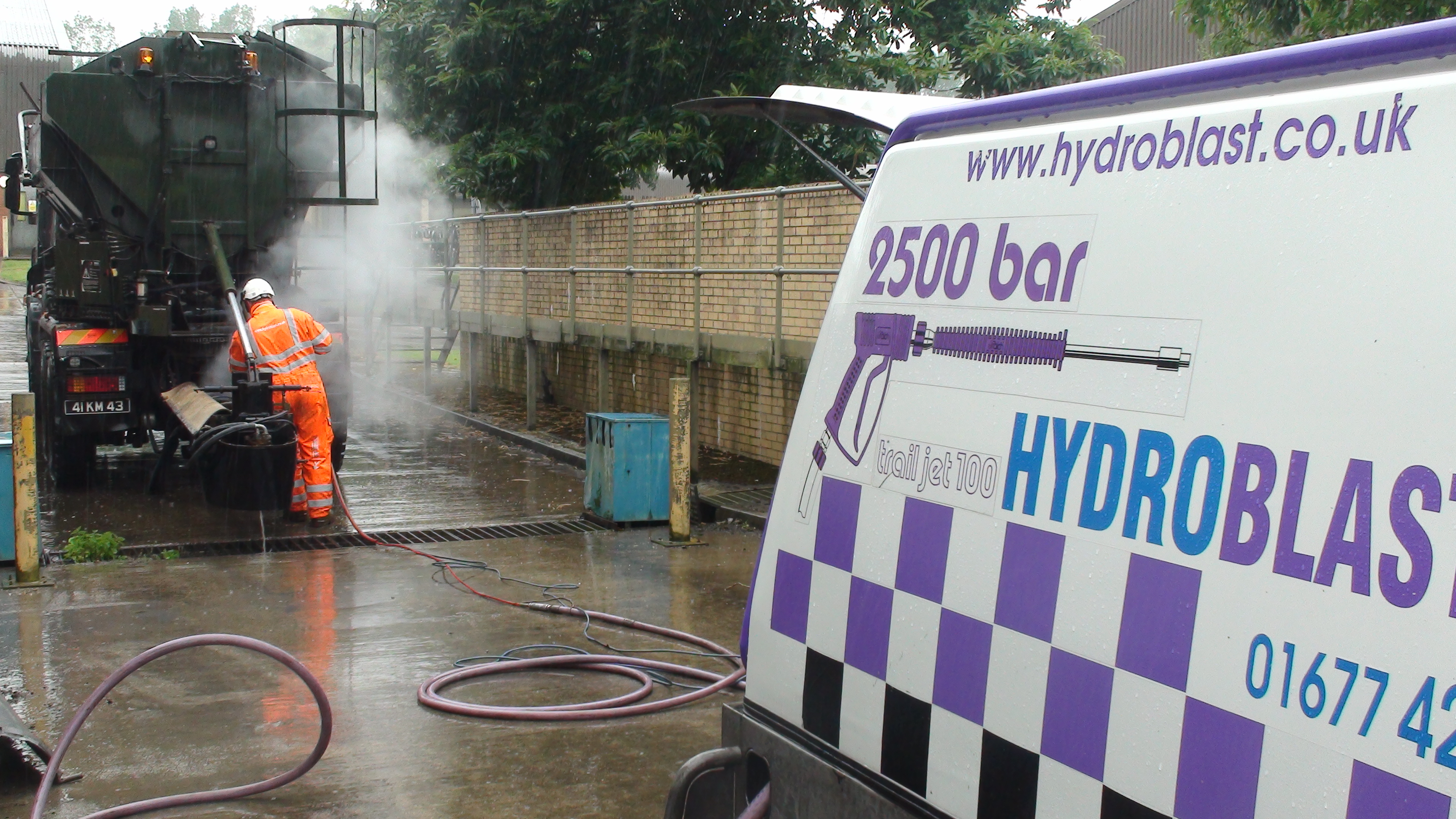 Hydroblast Water Jetting Clean of an Army Truck